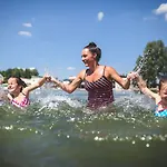 Trixi Park Zittauer Gebirge - Ferienhaeuser, Und Kompleks wypoczynkowy Großschönau