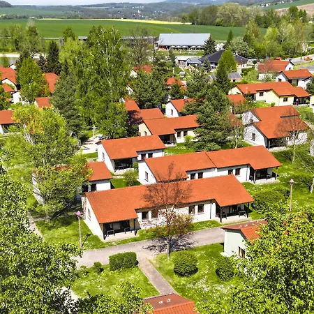Trixi Park Zittauer Gebirge - Ferienhaeuser, Und База отдыха Гросшёнау