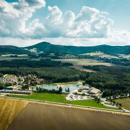 ホリデーパーク Trixi Park Zittauer Gebirge - Ferienhaeuser, Und Großschönau
