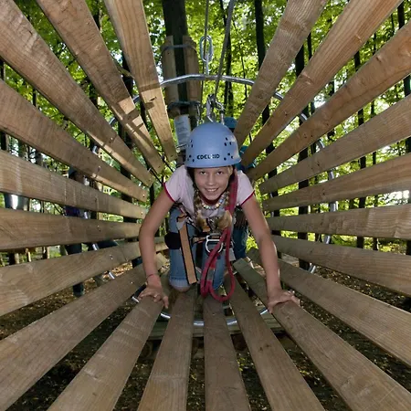 Trixi Park Zittauer Gebirge - Ferienhaeuser, Und Prázdninový areál 5*
