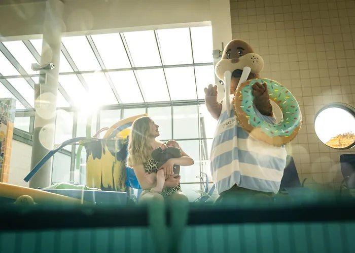 Trixi Park Zittauer Gebirge - Ferienhaeuser, Und غروسشوناو