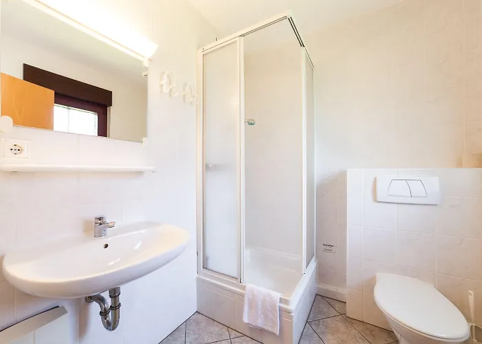 Trixi Park Zittauer Gebirge - Ferienhaeuser, Und منتزه العطل غروسشوناو