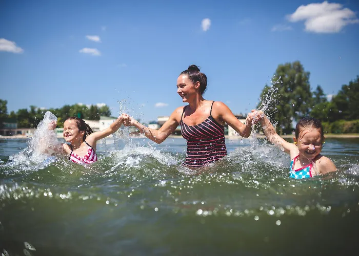 Trixi Park Zittauer Gebirge - Ferienhaeuser, Und Holiday park Grossschoenau