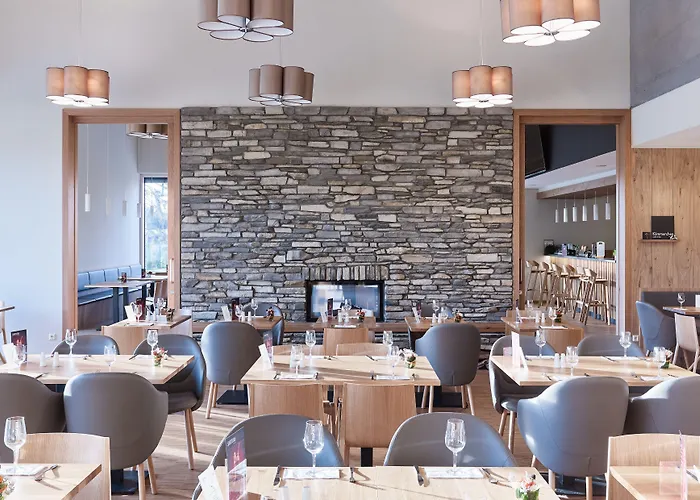 Trixi Park Zittauer Gebirge - Ferienhaeuser, Und غروسشوناو